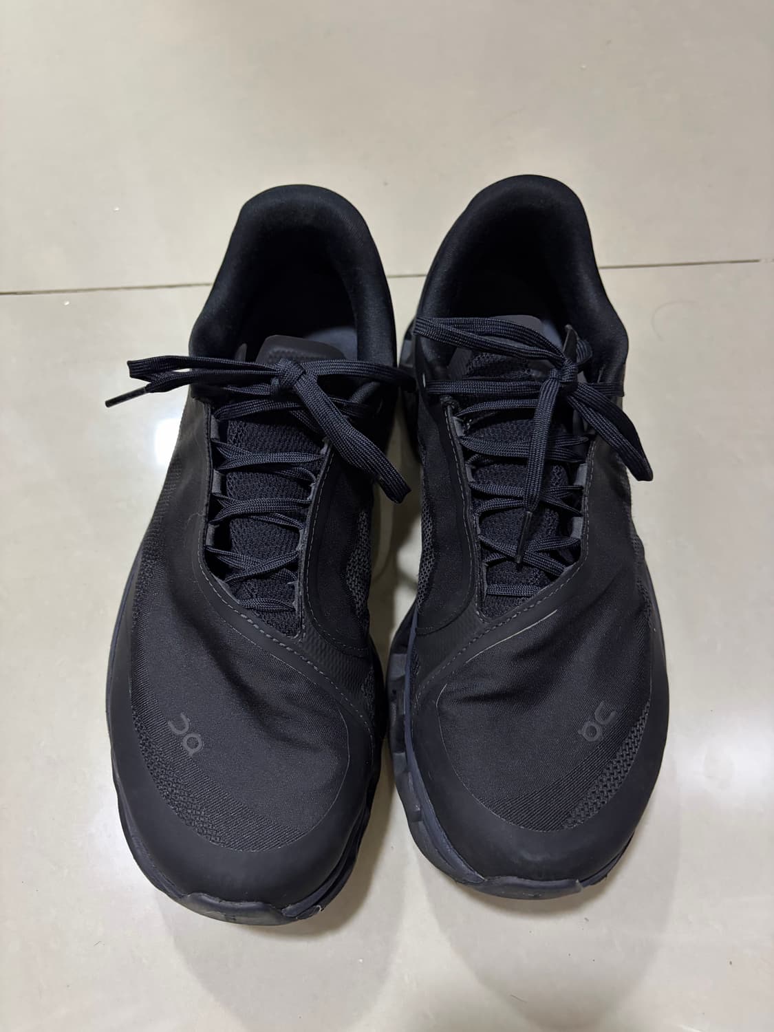 파프 온러닝 클라우드몬스터 2 블랙 280 상품이미지1