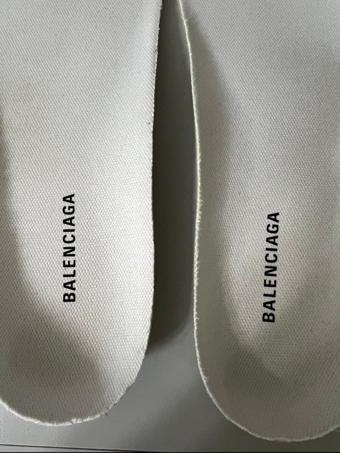 발렌시아가 뉴러너 42 상품이미지7