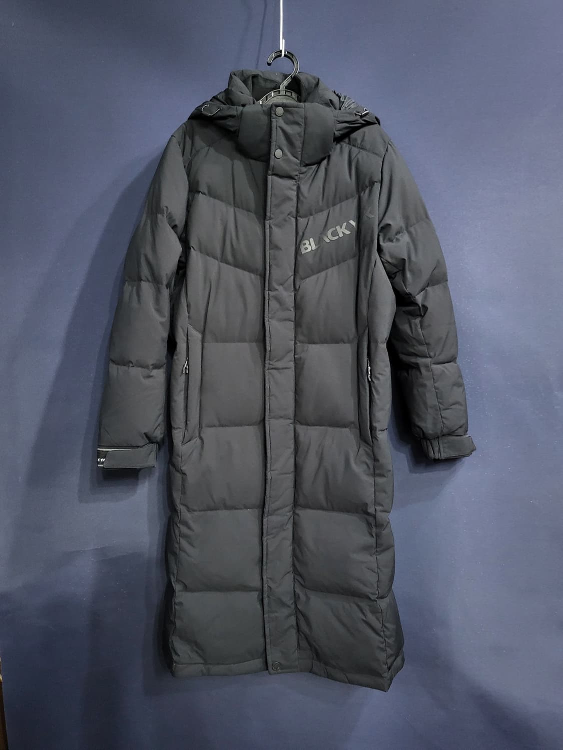 블랙야크 구스다운 롱패딩 상품이미지1