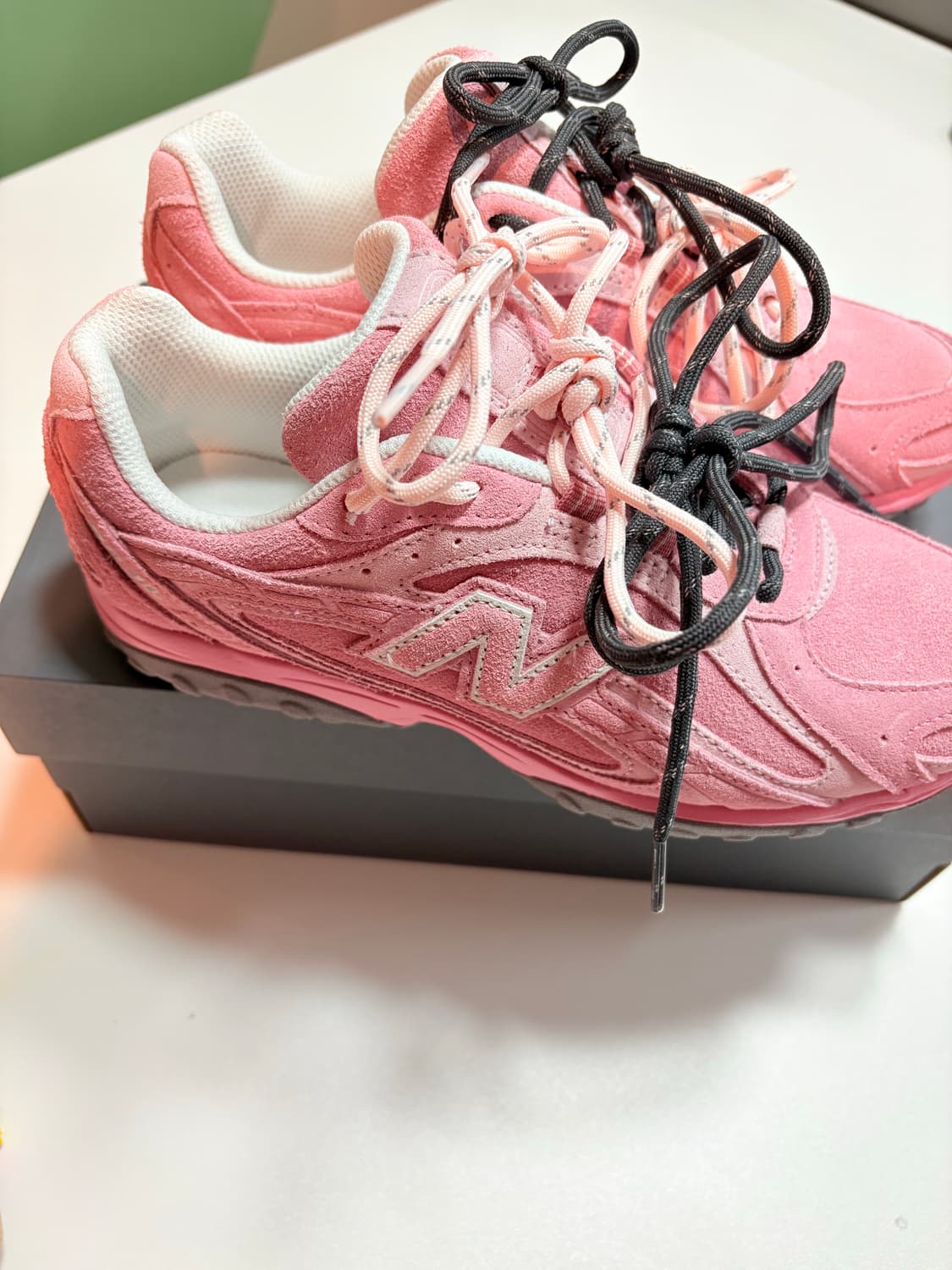 뉴발란스 204L 파스텔 핑크 상품이미지2