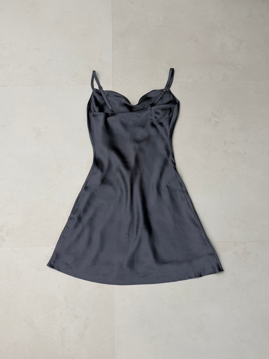 새틴 그래픽 슬립 미니드레스  상품이미지7