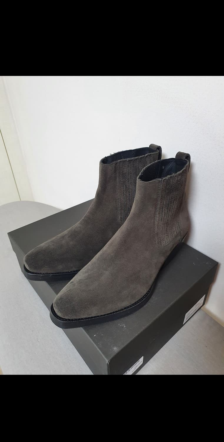 아워레가시 쿠반 스웨이드 에스프레소 40 박스유 상품이미지1