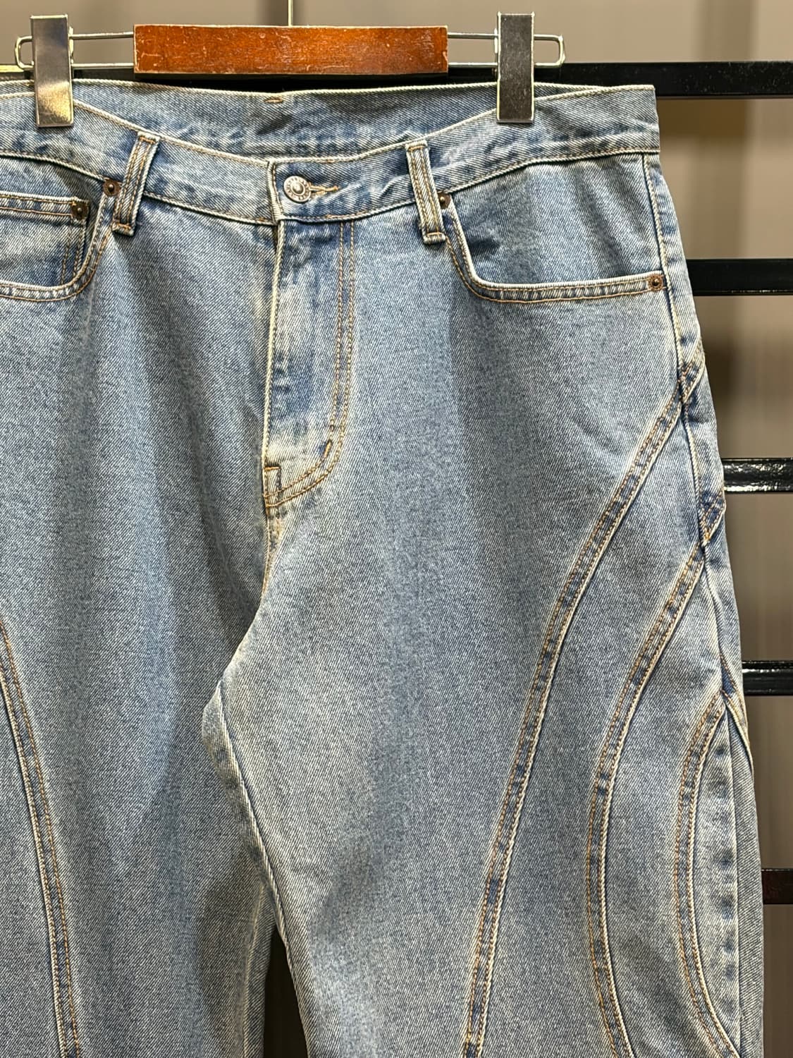 32 라퍼 커브 패널 스트레이트 데님 진 라이트블루 2.5 상품이미지3