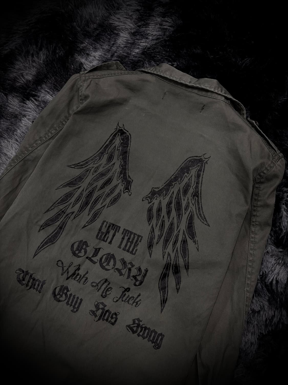 Dig Deep -black label- 날개 그래픽 밀리터리 셔츠 상품이미지5