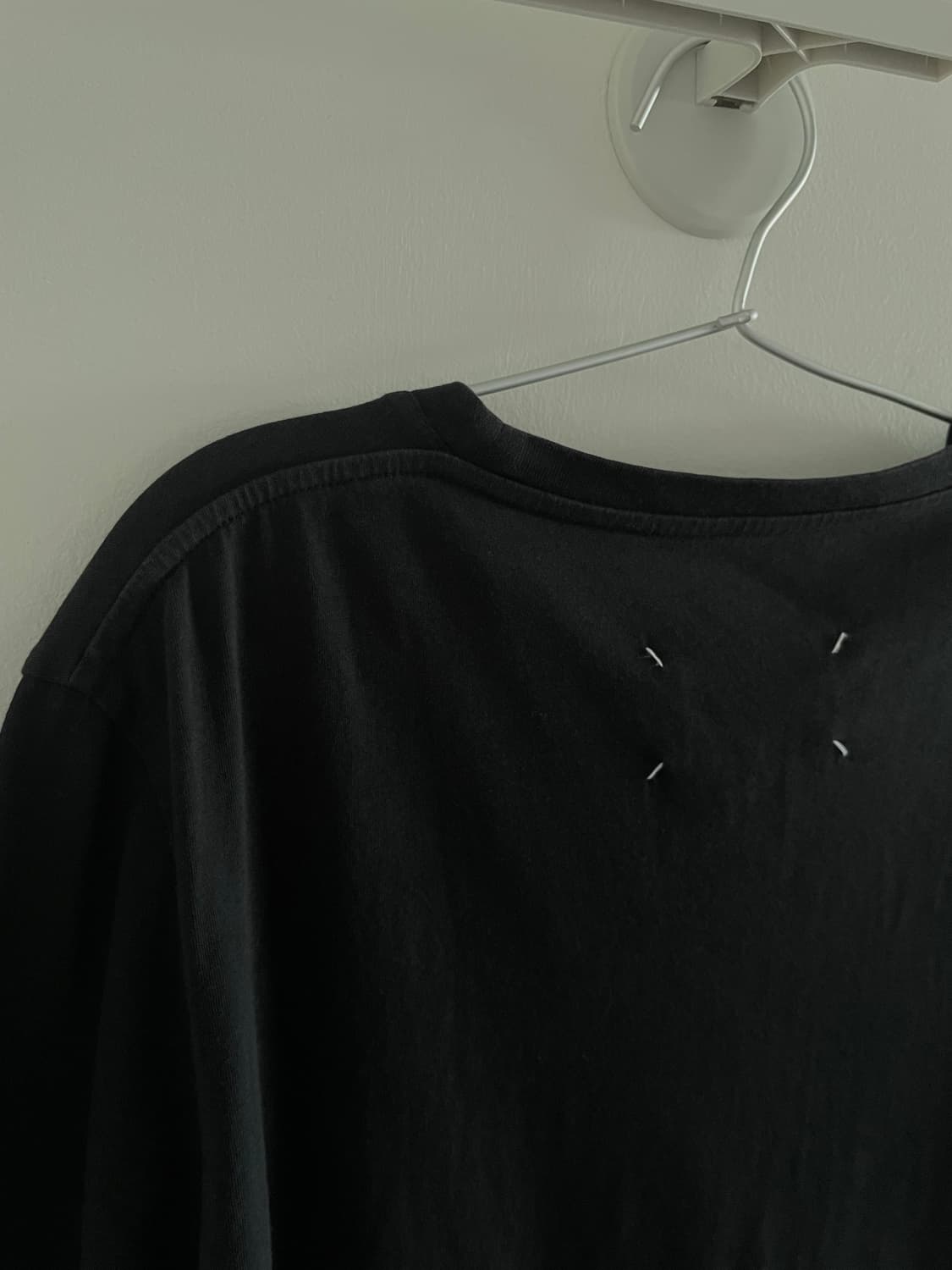 마르지엘라 블랙 티셔츠 상품이미지1