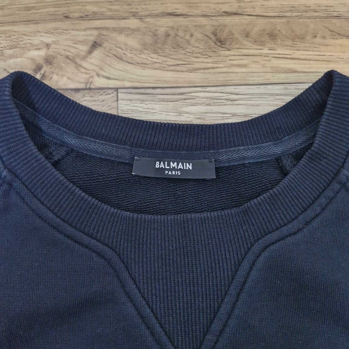 [L] 발망 크루넥 로고 스웻셔츠 상품이미지4