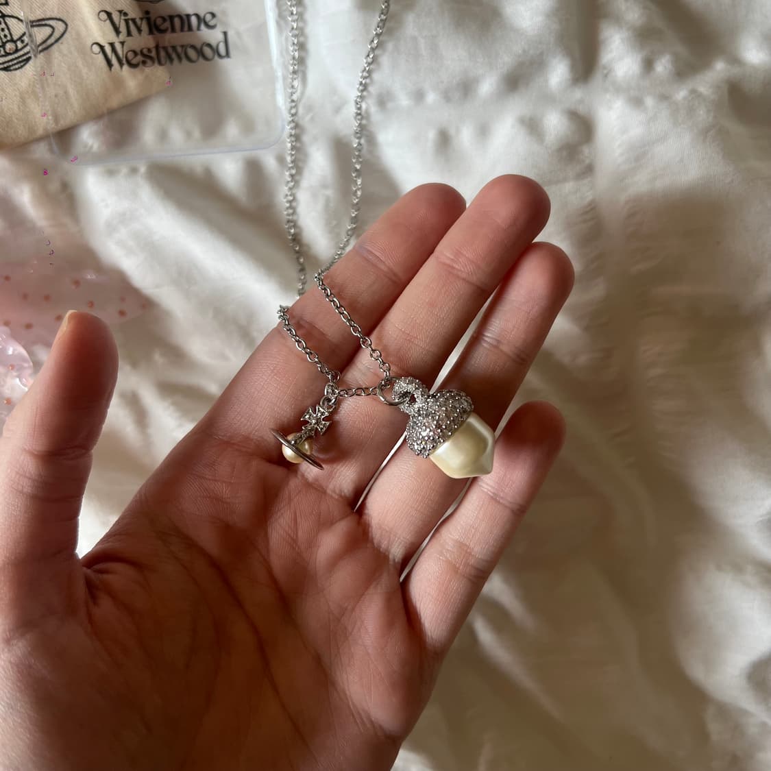 비비안웨스트우드 루실 펜던트 네크리스 상품이미지7