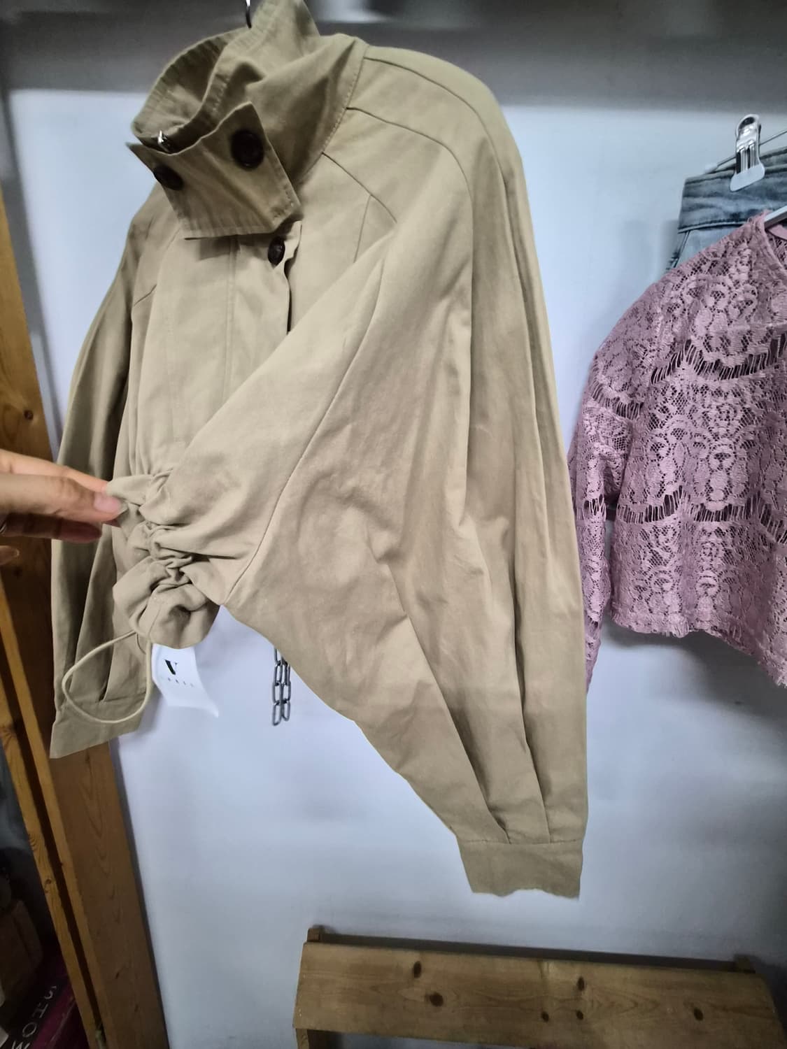 크롭 벌룬 트렌치코트 상품이미지3