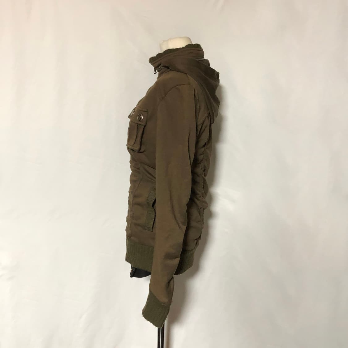 리브 버튼 후드 집업 브라운 상품이미지7