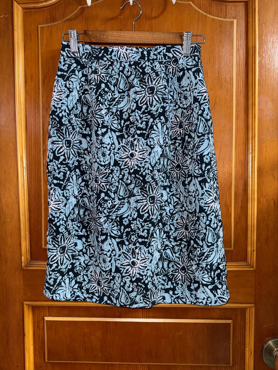 미드나잇 리프 숏 스커트 상품이미지3