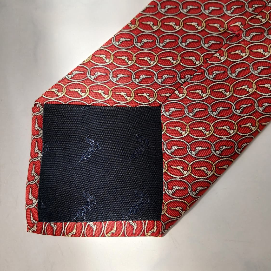 트루사르디 시그니처 로고 패턴 넥타이 9.2cm A+~A등급 E787
 상품이미지7