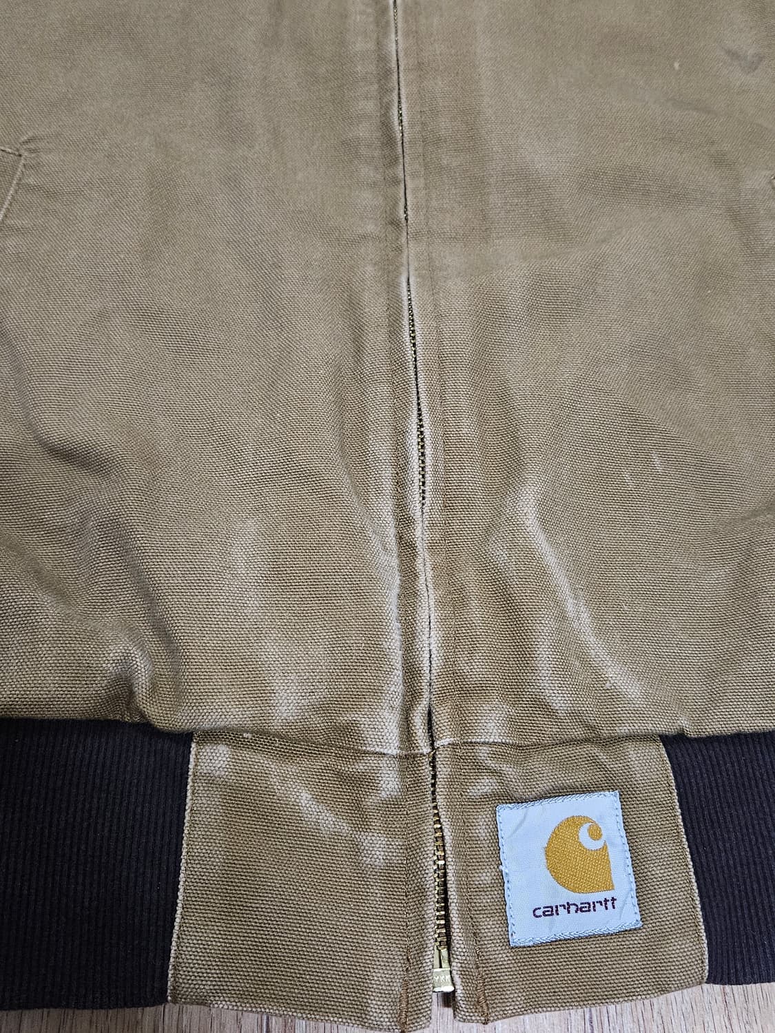 칼하트 WIP 산타페 자켓 판매합니다 상품이미지4