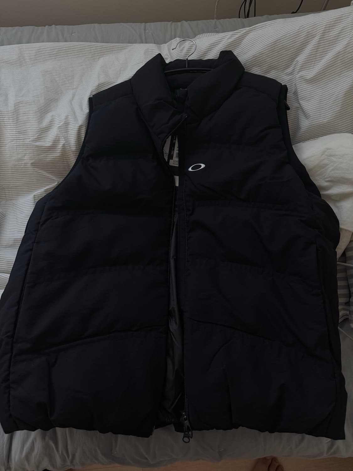 오클리 패딩베스트 상품이미지1