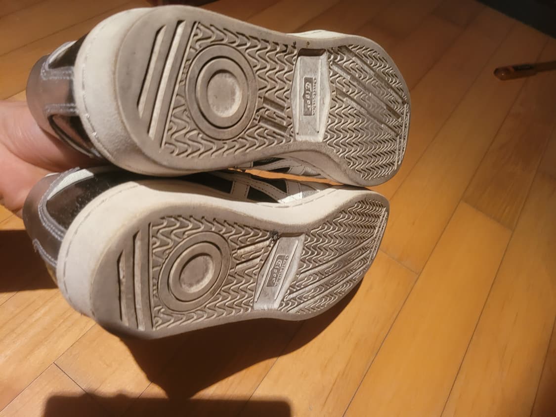 오니츠카타이거 GSM 실버 블랙 270 상품이미지3