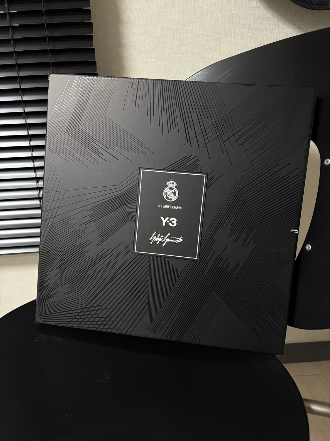 Y-3 레알 마드리드 CF 100주년 유니폼 상품이미지3