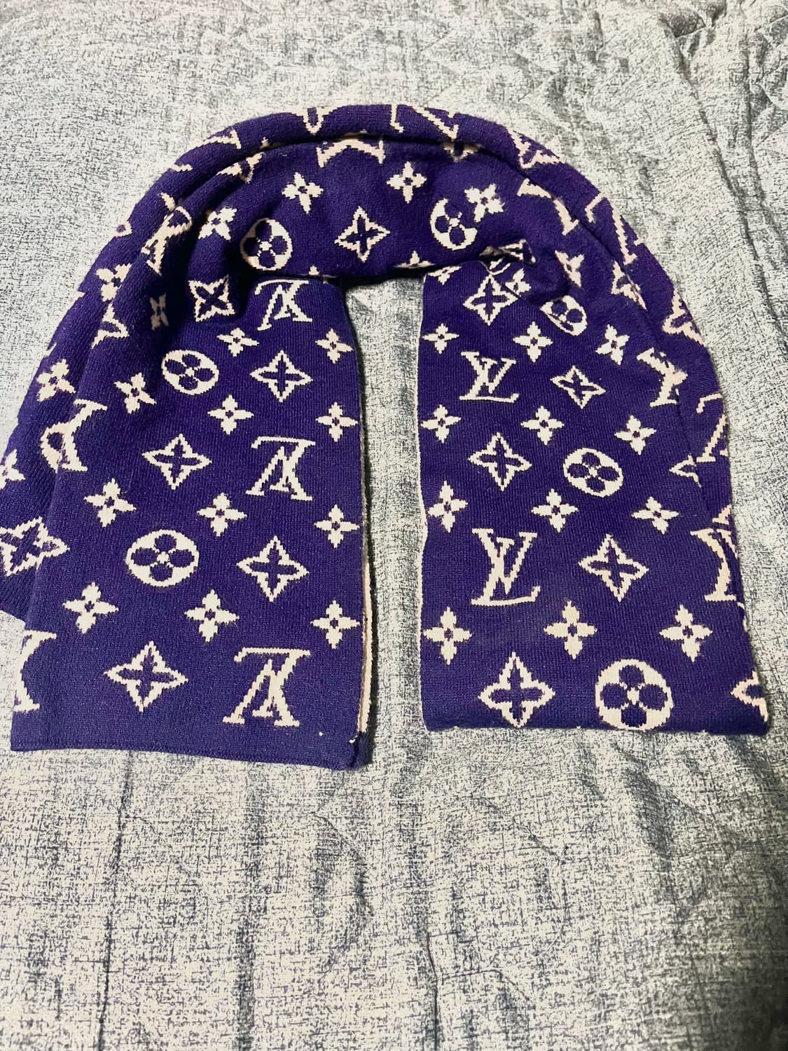 루이비통 모노그램 니트 스카프 (네이비) 상품이미지1