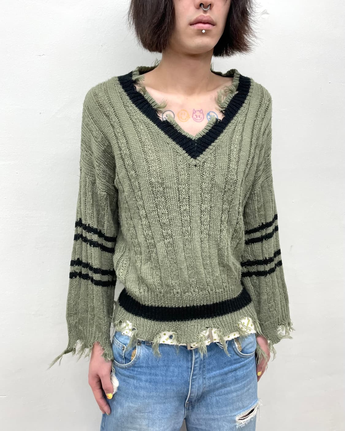 Distressed khaki knitwear 상품이미지3