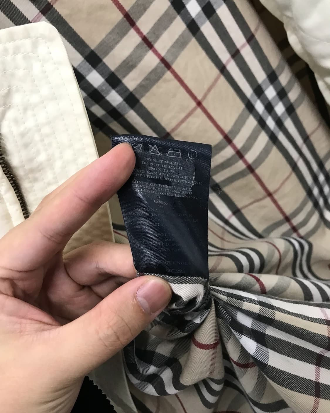 버버리 아이보리 투웨이 퀼팅 자켓 상품이미지4