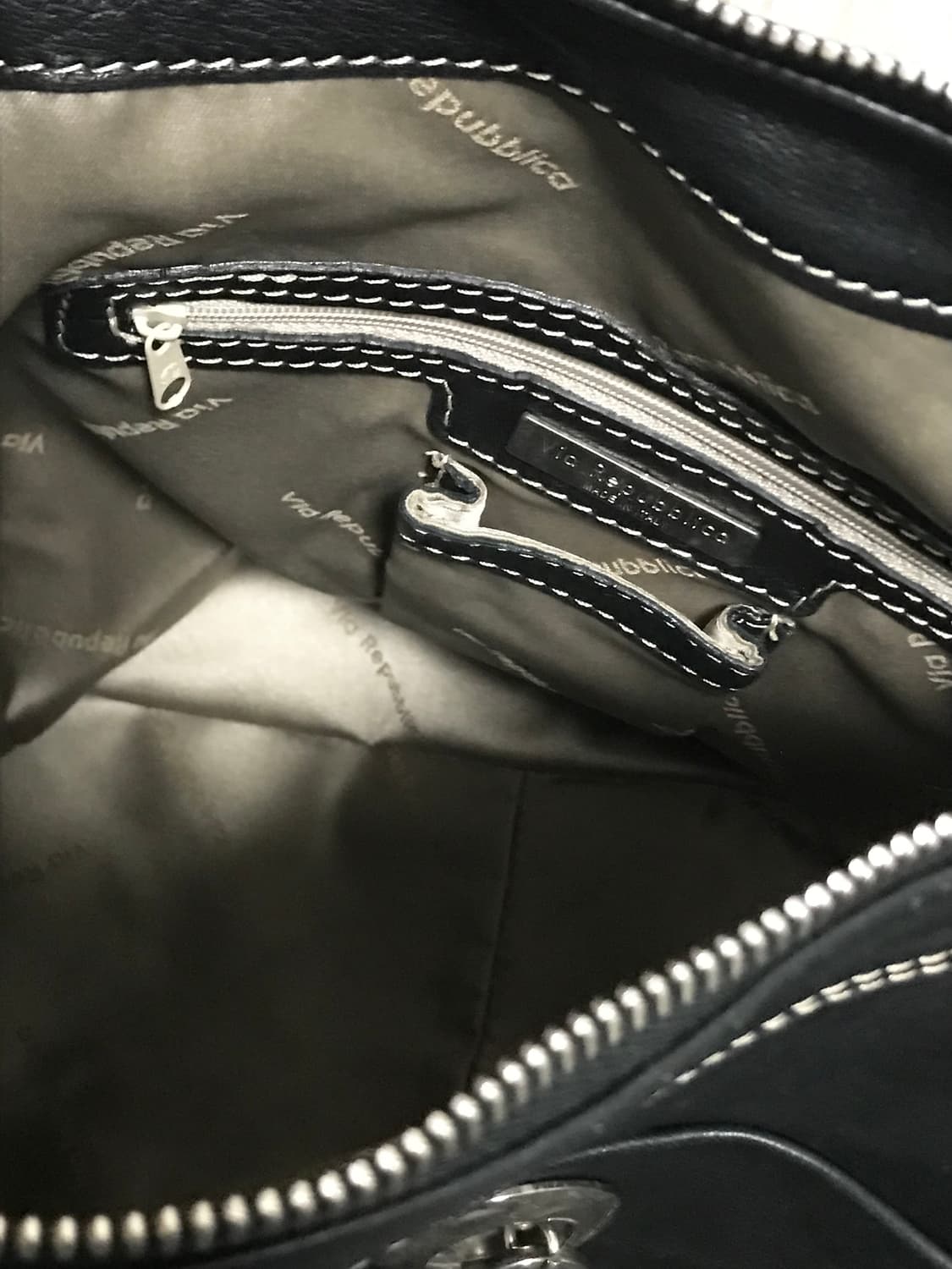 빈티지 아카이브 펑크 스티치 레더 숄더백 보부상백 상품이미지9