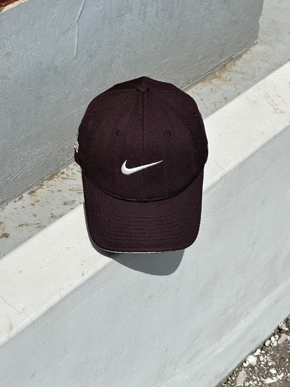 [L] 00s 나이키 스우시 블랙 볼캡 모자 상품이미지1