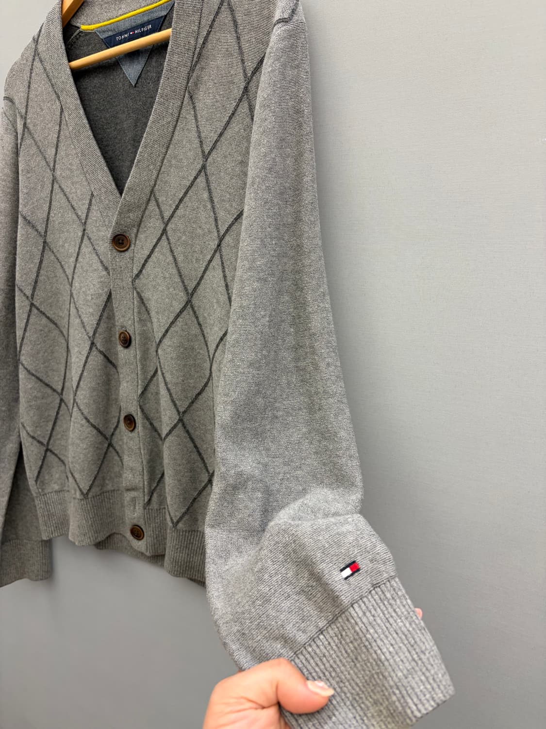 타미힐피거 아가일 니트 가디건 그레이 상품이미지6