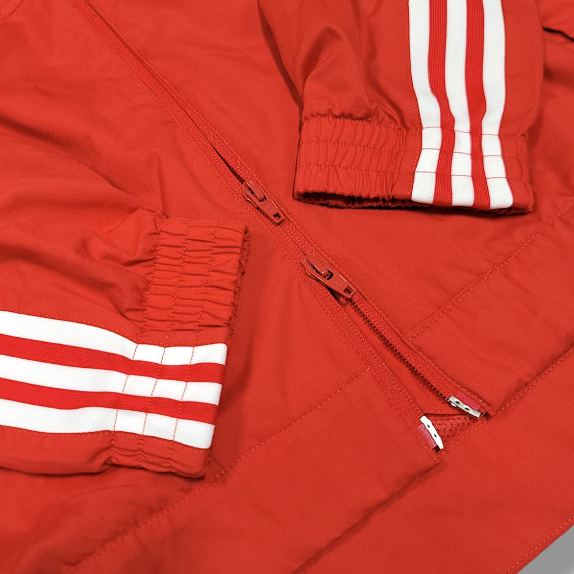 [L] 아디다스 레드 오리지널 락업 우븐 바람막이 상품이미지7