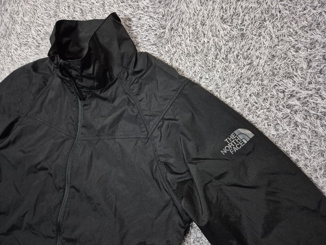 노스페이스 여성 초경량 바람막이 자켓 85(S) 상품이미지2