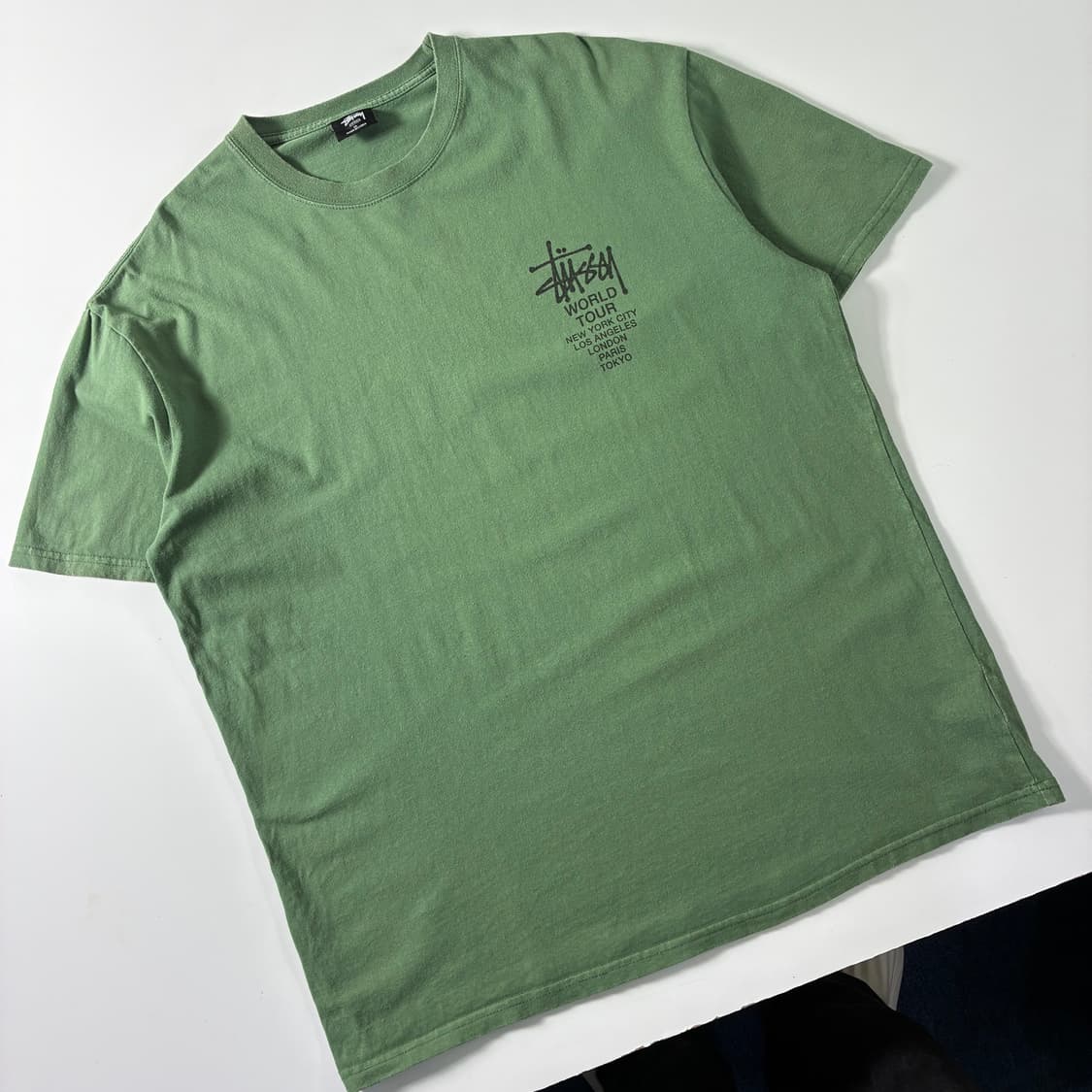 Stussy  스투시 월드투어 카키 반팔 티셔츠  상품이미지3