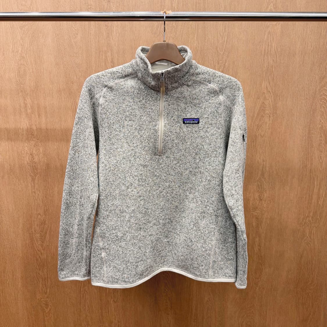 파타고니아 하프 집업 플리스 자켓 로고 패치 파이핑 디테일 멜란지 그레이 상품이미지2