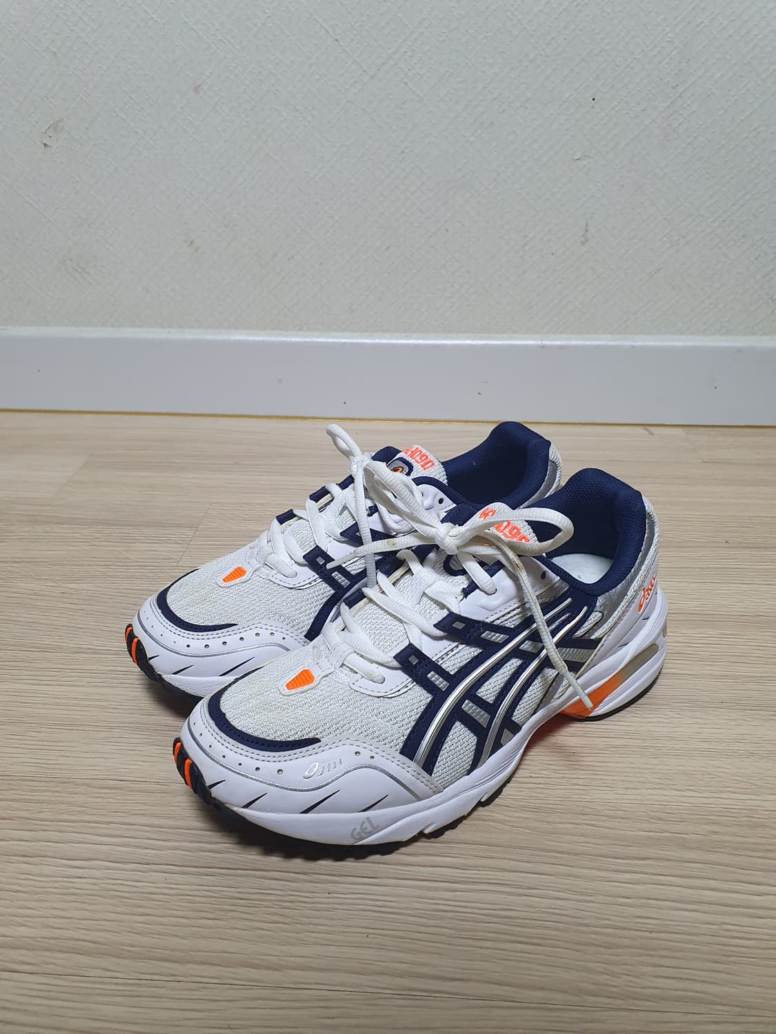 아식스 1090 운동화 255 상품이미지4