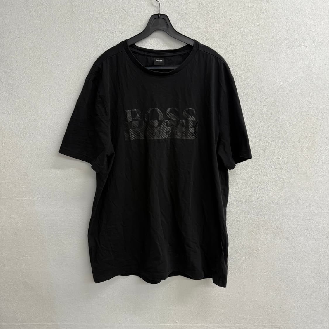 Hugo Boss 쉐도우 로고 XXL 티셔츠 상품이미지1