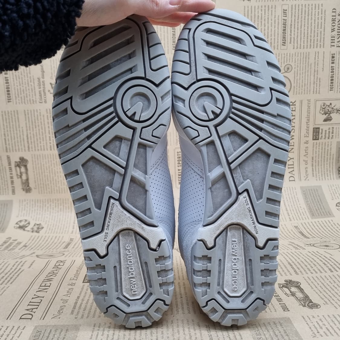 뉴발란스 550 화이트 남성스니커즈260 상품이미지3