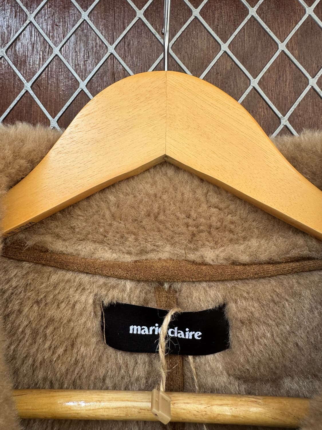 마리끌레르 버튼 카라 스웨이드 오버핏 무스탕 자켓 F 상품이미지2