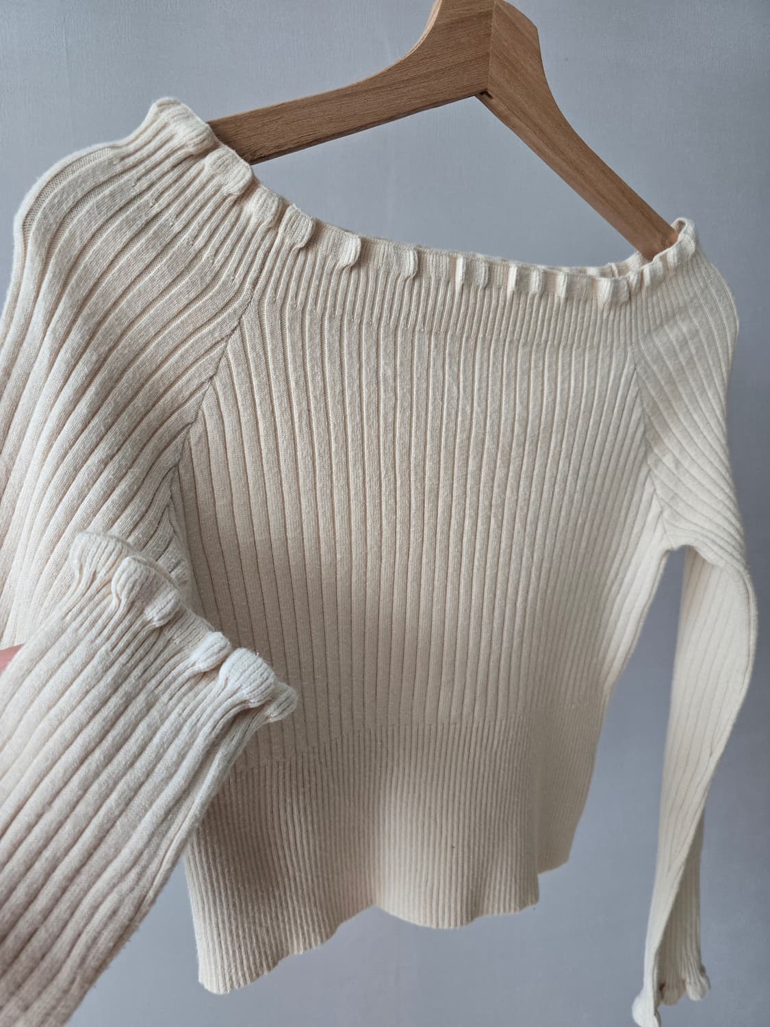 FREE'S MART Cream Ribbed Boat Neck Knit 상품이미지3