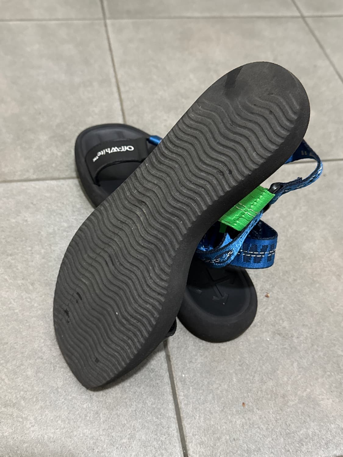 오프화이트샌들 상품이미지3