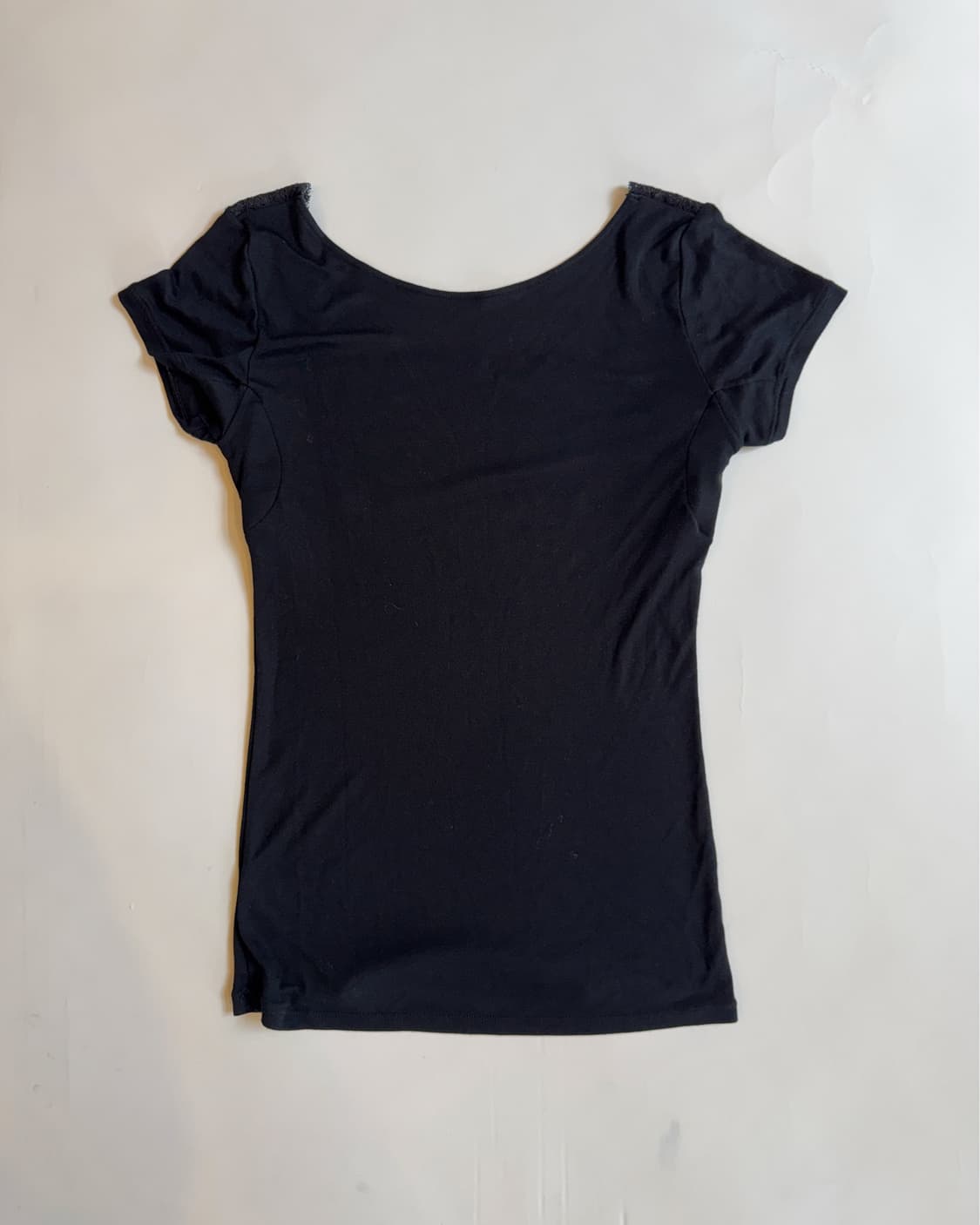 BLACK LACE PANEL TEE 상품이미지3