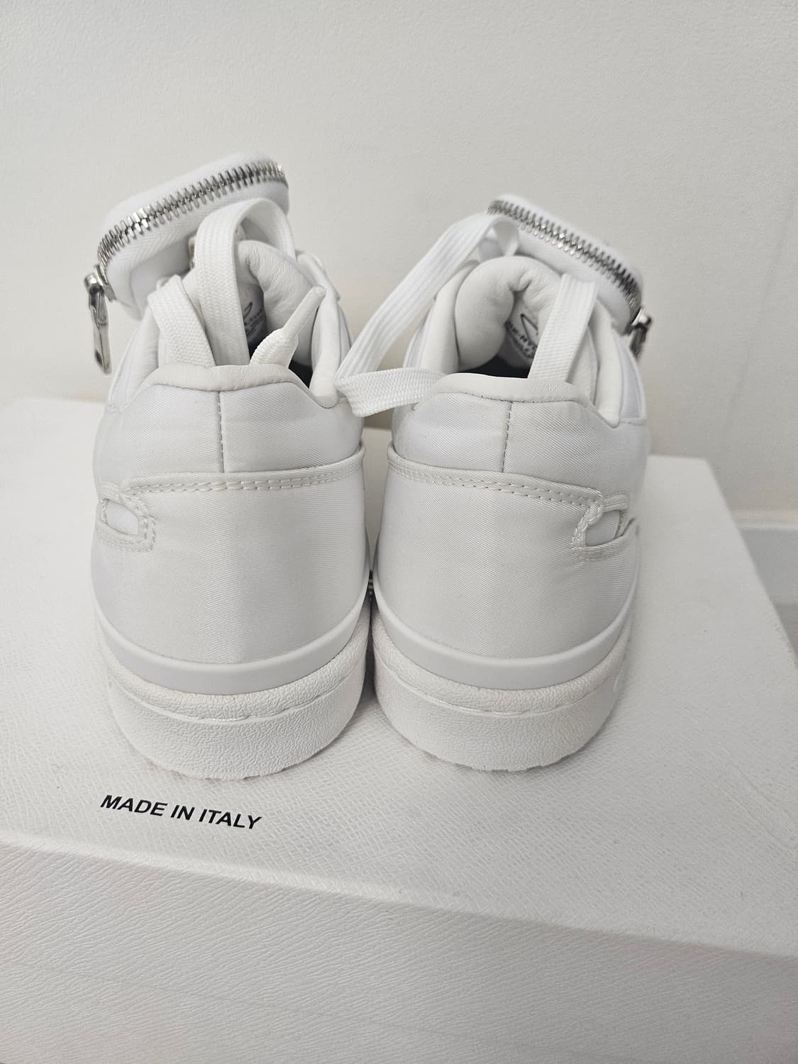 프라다X아디다스 리나일론 컬렉션 로우 스니커즈 상품이미지6