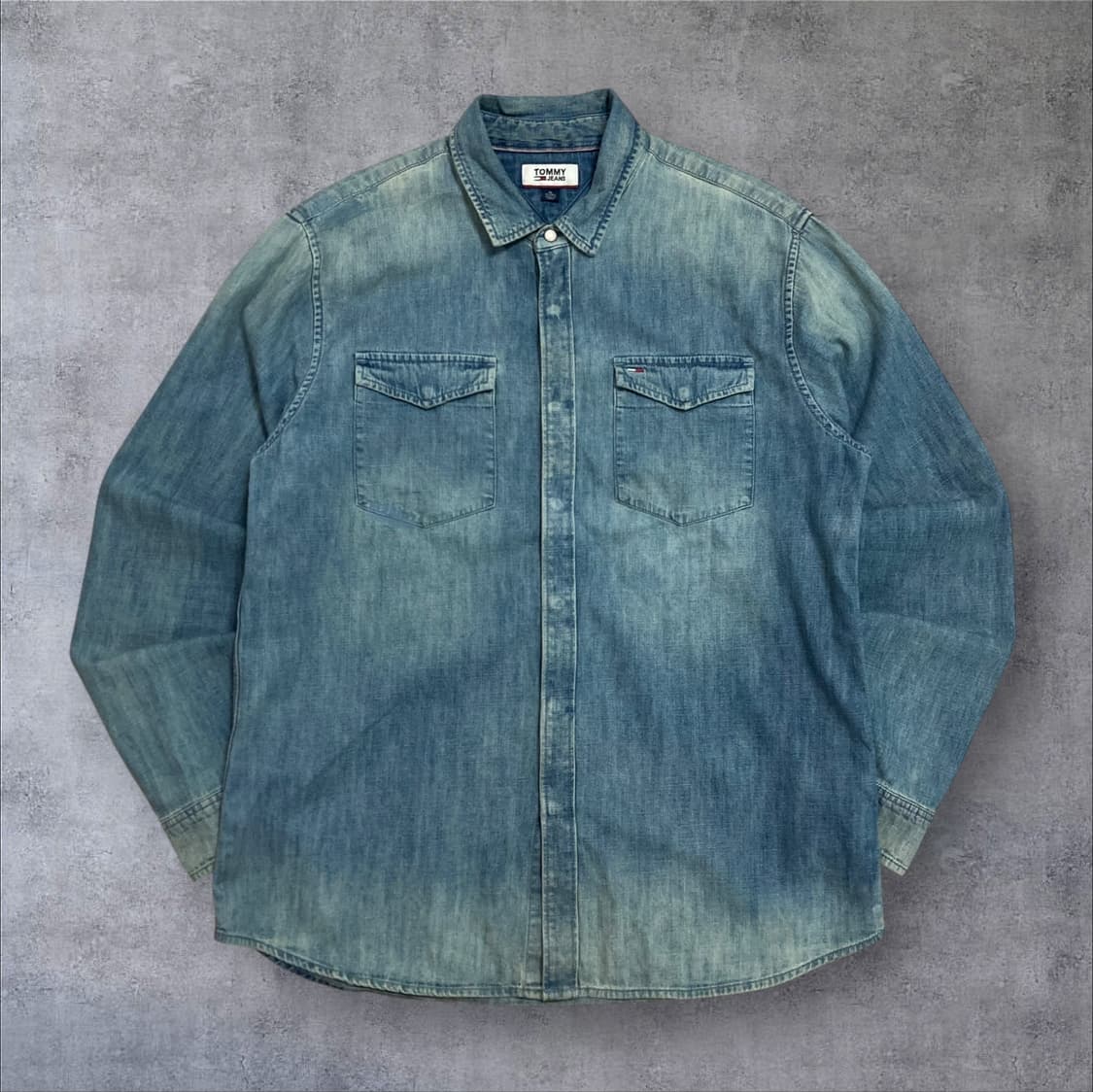 타미힐피거 스몰 로고 웨스턴 데님 셔츠 상품이미지1