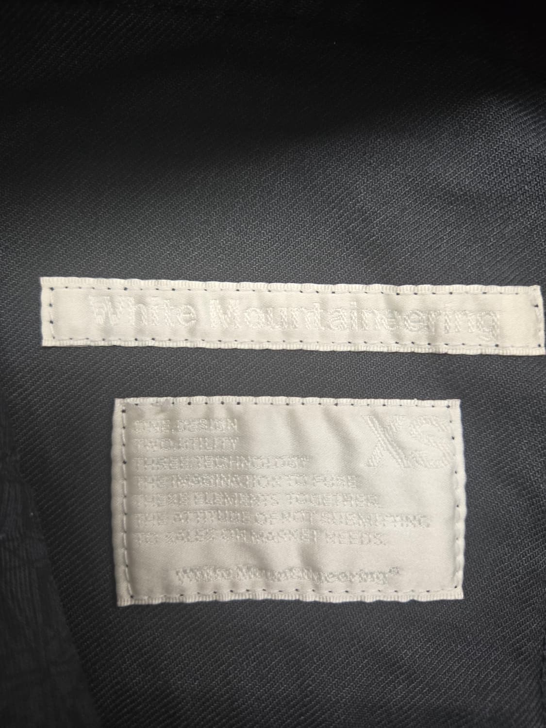 화이트 마운티니어링 블랙 슬림핏 남성 바지 상품이미지2