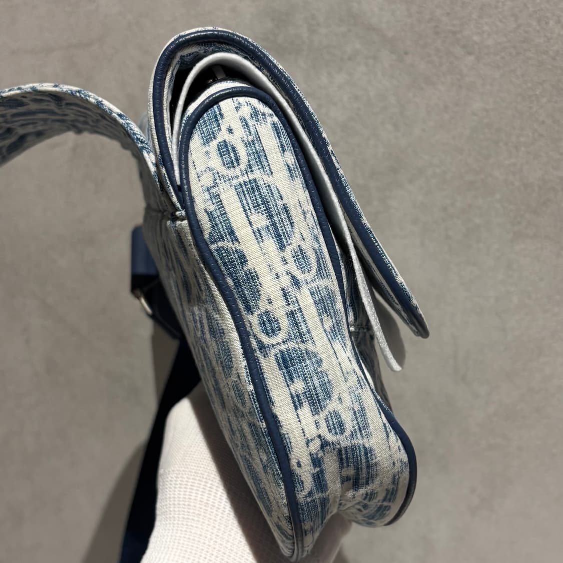 디올 오블리크 카스리 데님 새들백 상품이미지3