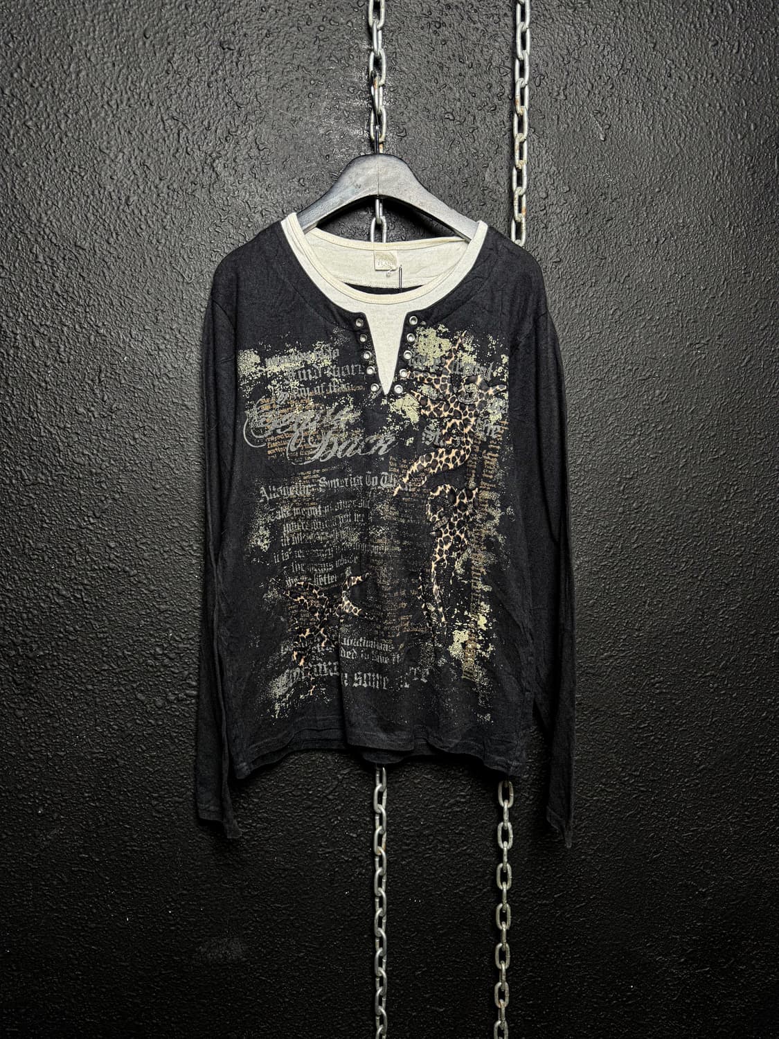 Leopard Cross Henley Layered Long Sleeve 상품이미지1