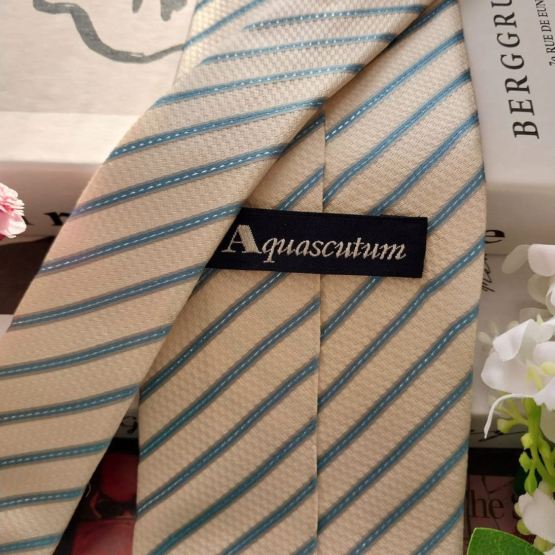 아쿠아스큐텀 실크 스트라이프 넥타이 9.6cm A+~A등급 K1514
 상품이미지7