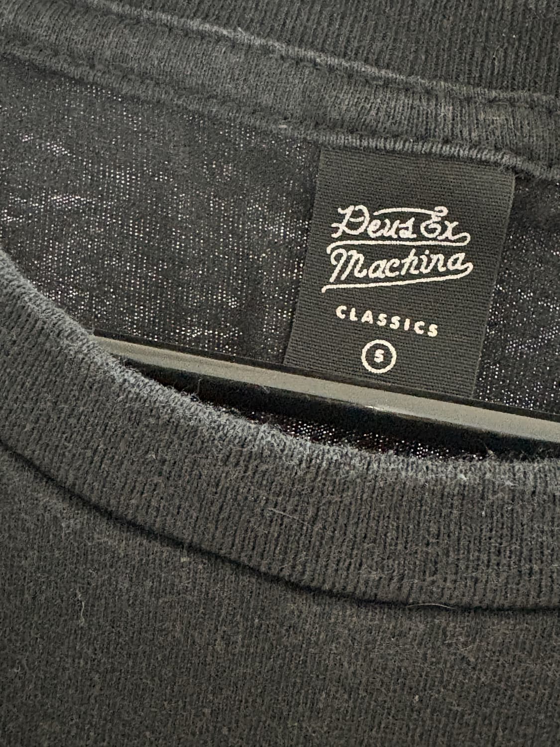 데우스 롱슬리브 s 상품이미지3