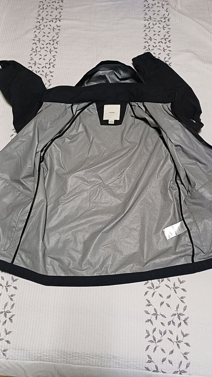 캘빈클라인 얇은바람막이 100 가슴59 기장72 상품이미지6