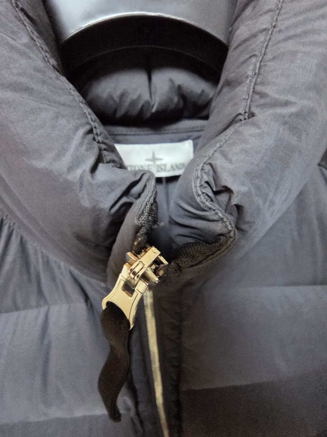 24fw) 스톤아일랜드 심리스 터널 패딩 상품이미지3