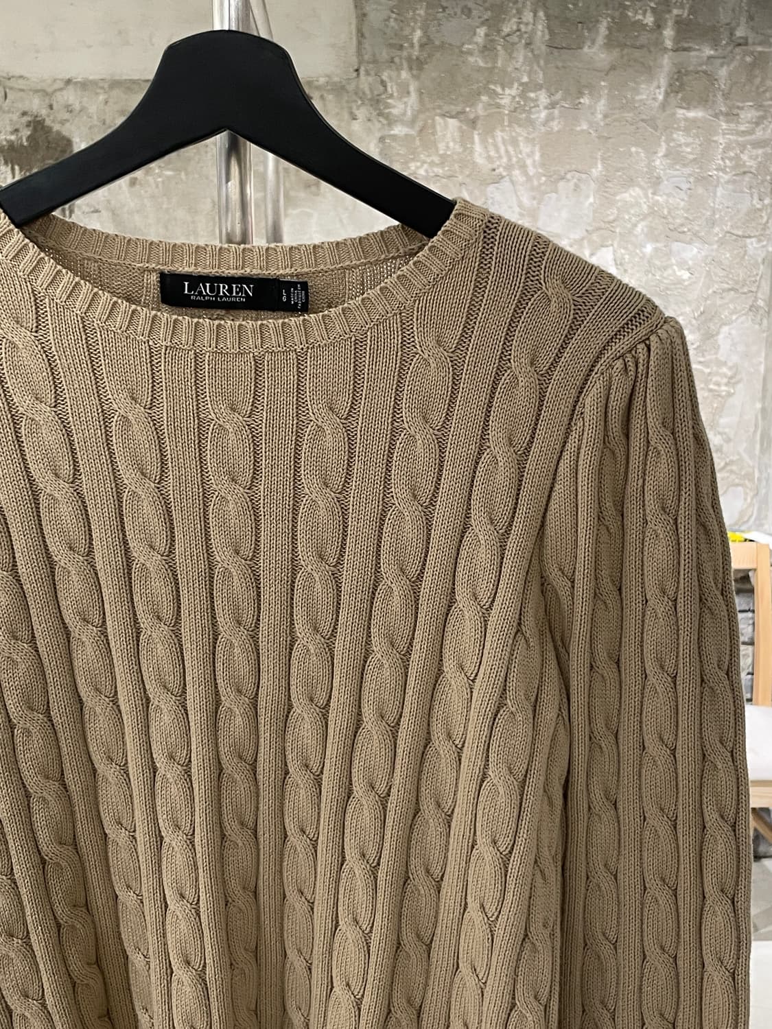 로렌 랄프로렌 블랙 라벨 베이지 퍼프 슬리브 케이블 스웨터 상품이미지3