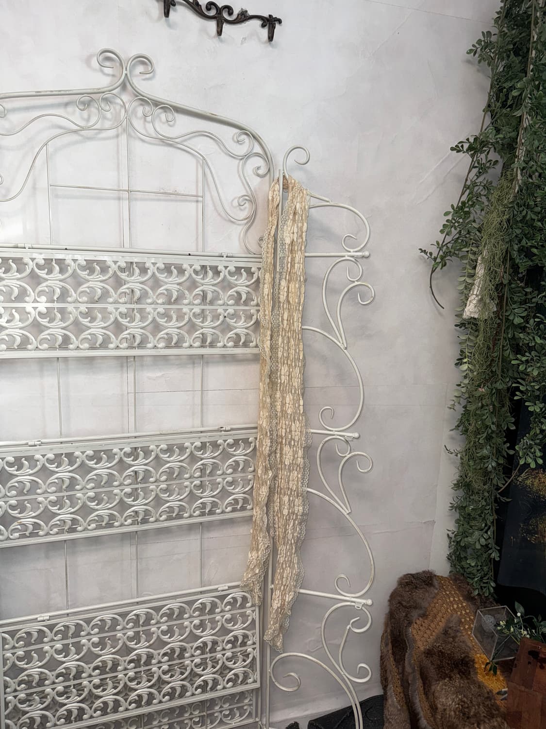 Beige floral lace scarf 상품이미지4