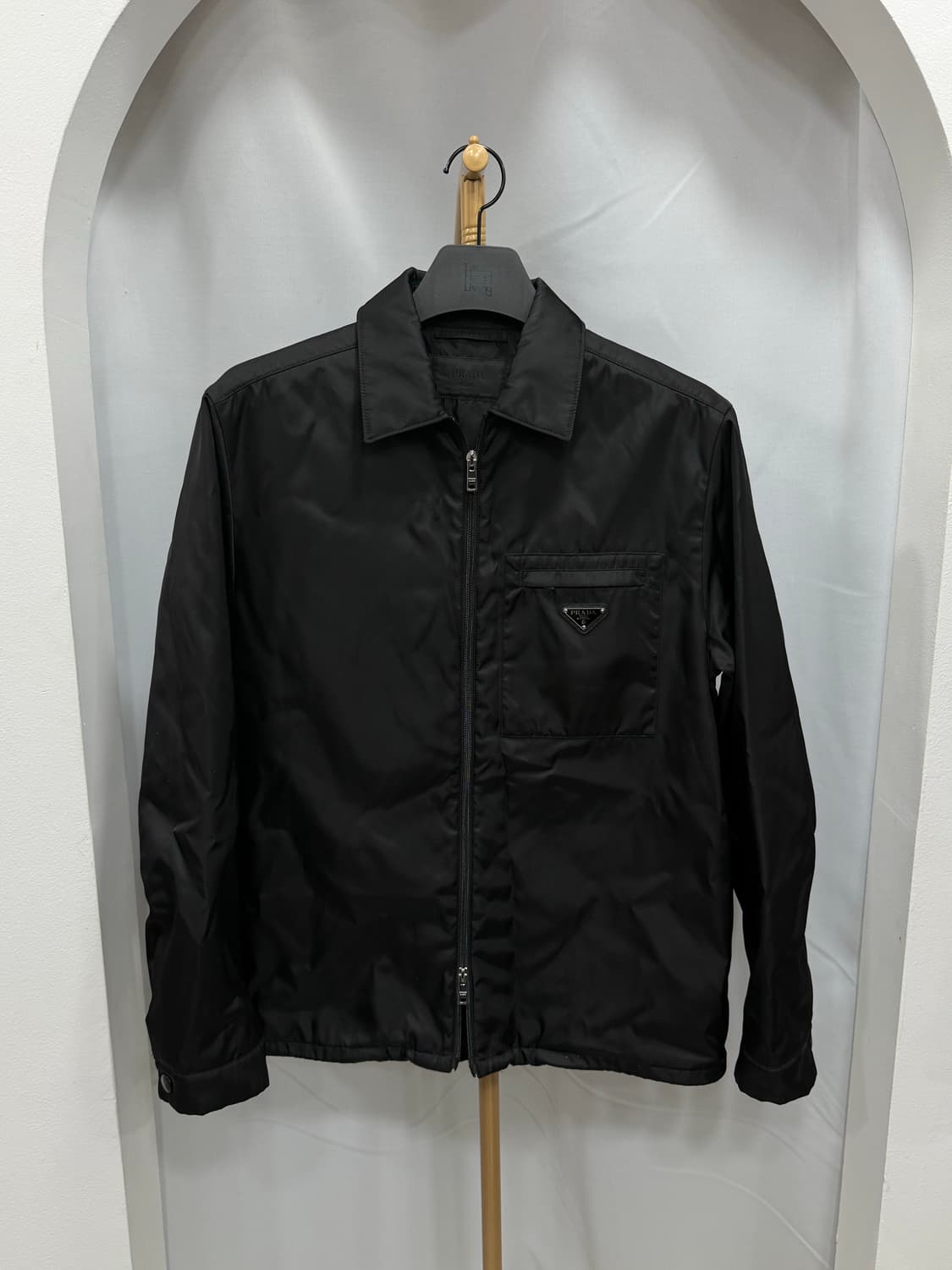 프라다 리나일론 카라 블루종 자켓 M사이즈 상품이미지1