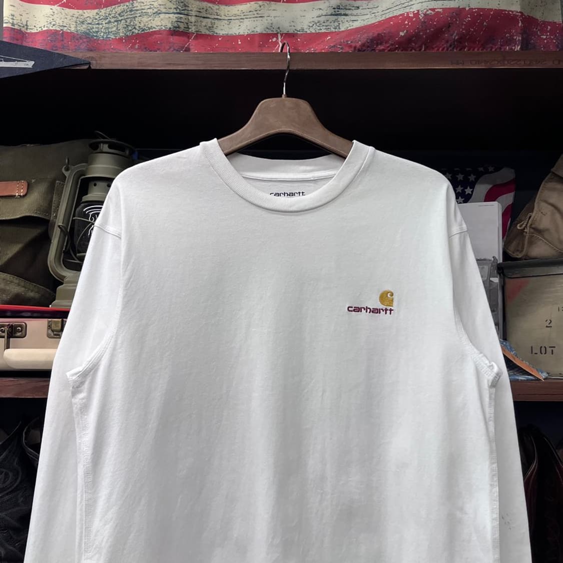 칼하트 WIP 스몰 로고 롱슬리브 워크 웨어 상품이미지3