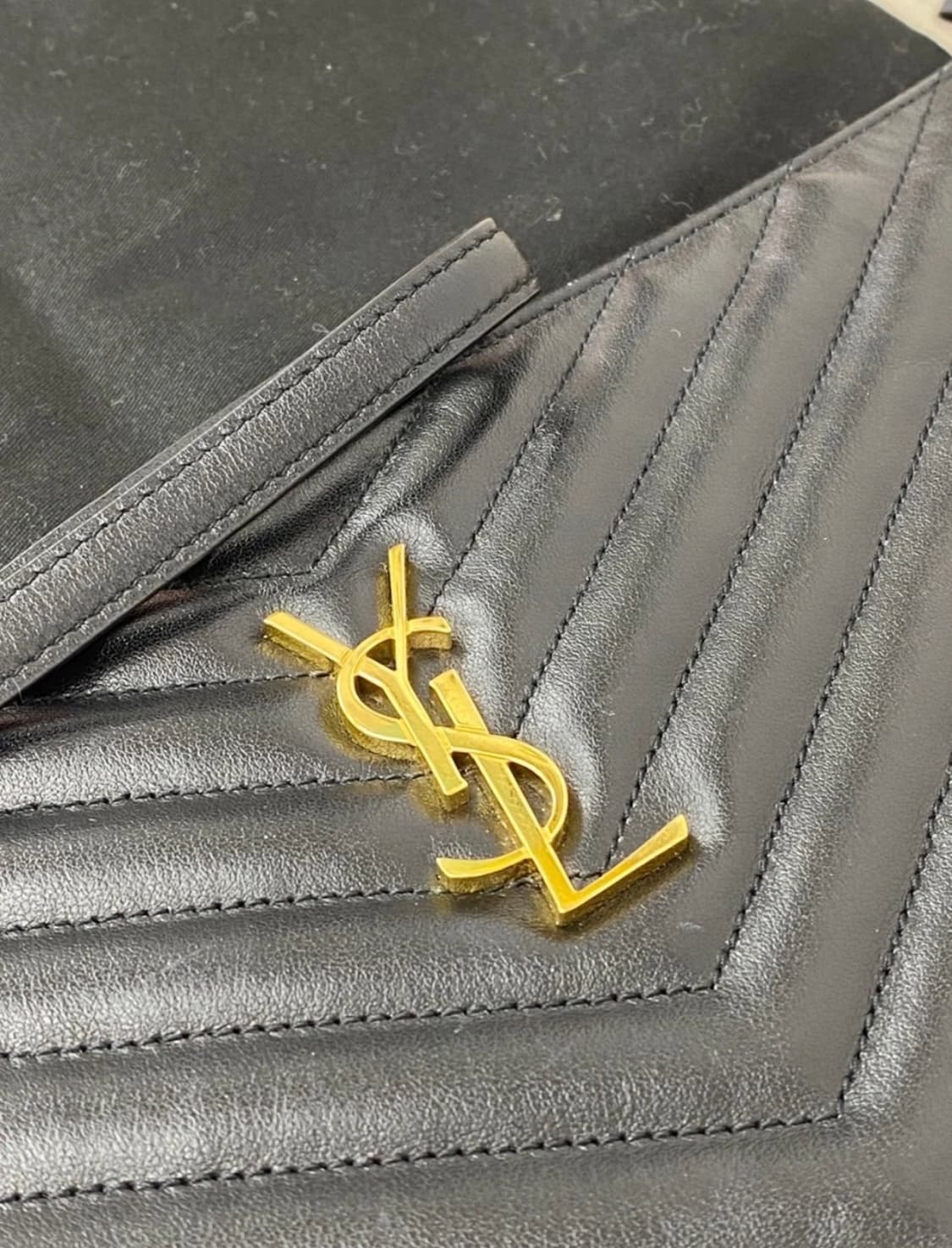 입생로랑 클러치  상품이미지3